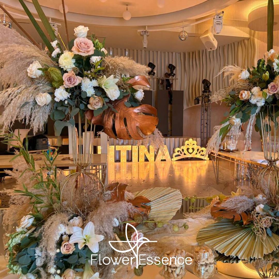 Mesa principal decorada para XV años